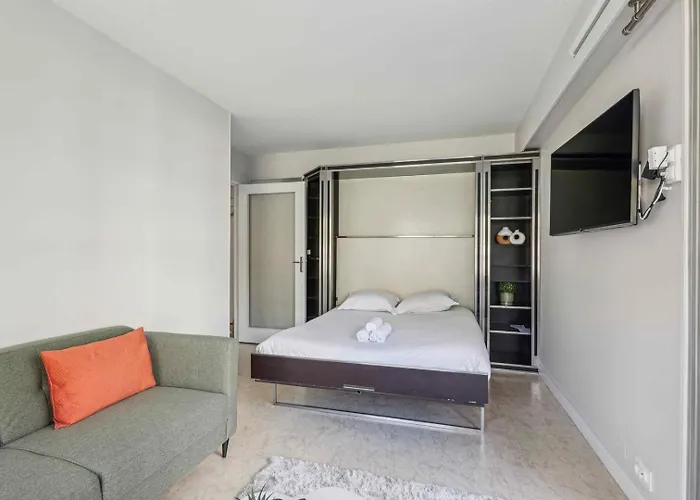 Le Charme Parisien – Balcon&parking Privé Parigi