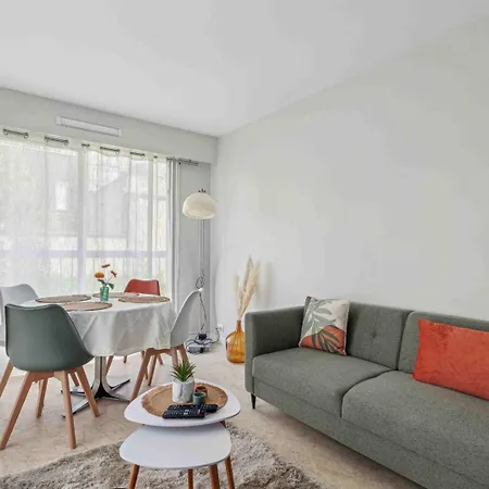 Le Charme Parisien - Balcon & Parking Prive