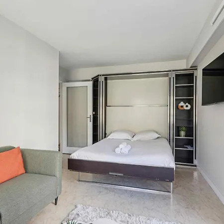 Le Charme Parisien - Balcon & Parking Prive Paris